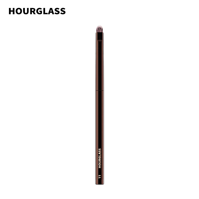 Precision Eyeliner Brush – Soft Fiber Detailing Tool