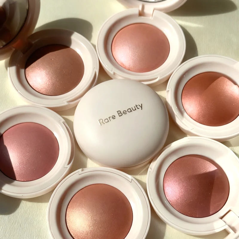 Liquid & Powder Face Highlighter – Long-Lasting Glow